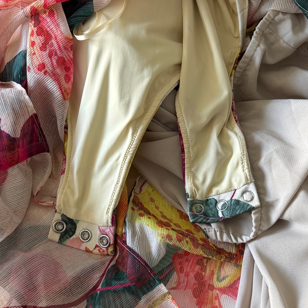 PatBO Hibiscus Cut Out Maxi Dress - Excellent Condition - Picture 10 of 11